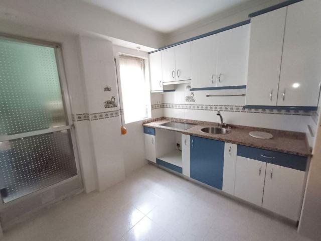 Piso en venta en Villamuriel de Cerrato. Piso en venta en Calabazanos, 3 dormitorios. Pisos Villamuriel de.