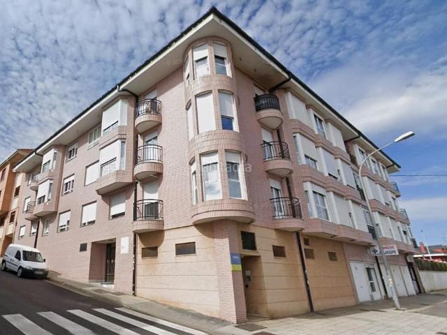 Piso en venta en Villaquilambre. PISO EN RENTABILIDAD EN VILLAQUILAMBRE. Pisos.