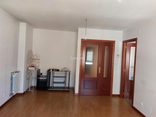 Piso en venta en Villaquilambre. Villaquilambre Calle Real. Pisos.