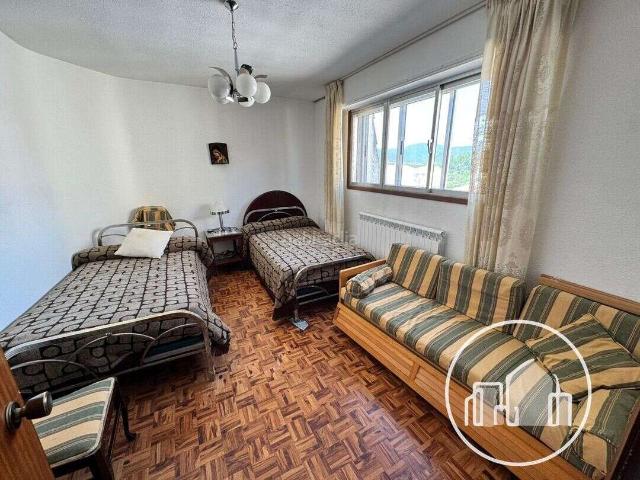 Piso en venta en Villarcayo de Merindad de Castilla la Vieja. DOS PISOS UNIDOS MUY CÉNTRICOS CON ASCENSOR EN VILLARCAYO. Pisos Villarcayo de Merindad de Castilla la.