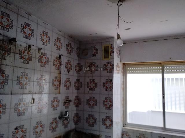 Piso en venta en Villarcayo de Merindad de Castilla la Vieja. SE VENDE PISO SEMIREFORMADO CENTRICO EN VILLARCAYO. Pisos Villarcayo de Merindad de Castilla la.