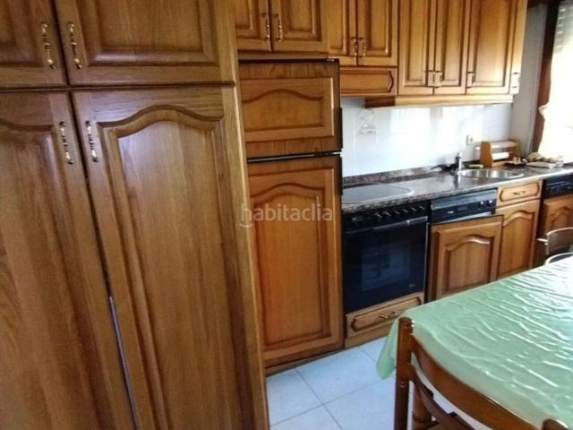 Piso en venta en Villarcayo de Merindad de Castilla la Vieja. PISO AMPLIO EN ZONA CENTRICA Y TRANQUILA DE VILLARCAYO CON GARAJE Y TRASTERO. Pisos Villarcayo de Merindad de Castilla la.
