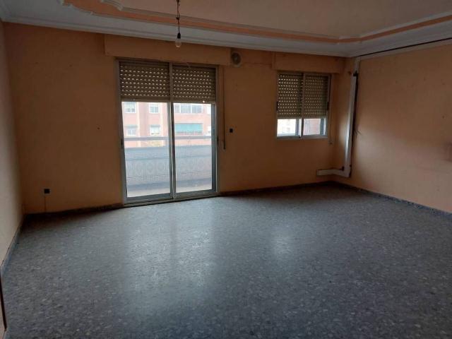 Piso en Venta en Villarrobledo