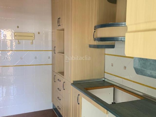 Piso en venta en Villarrobledo. EXCELENTE PISO PARA ENTRAR A VIVIR. Pisos.