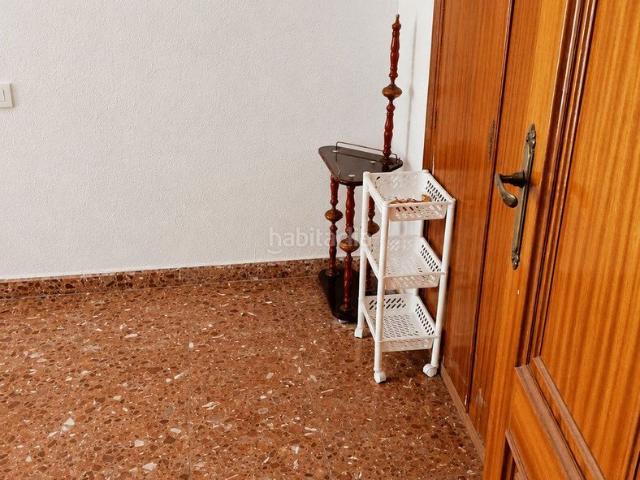 Piso en venta en Villatorres. Piso en venta en Villargordo, 4 dormitorios. Pisos.