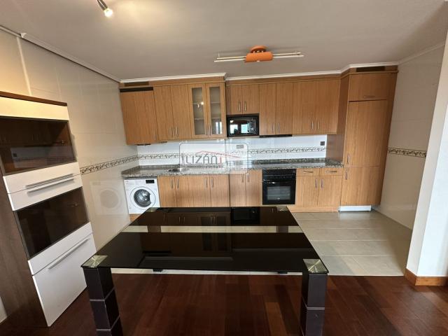 Piso en venta en Villaviciosa, Villaviciosa Amandi. PISO PERFECTO EN VENTA VILLAVICIOSA ASTURIAS CON GARAJE Y TERRAZA. Pisos.