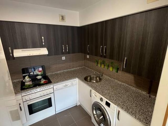 Piso en Venta en Villaviciosa Amandi