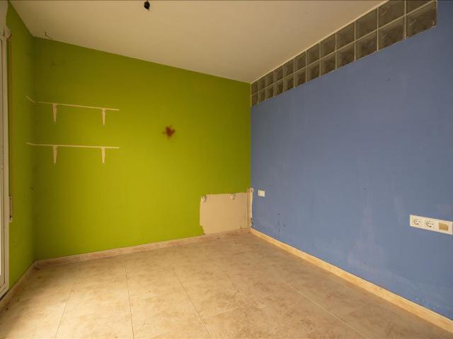 Piso en venta en Vimbodí i Poblet, Tarragona en Calle Abad Porta