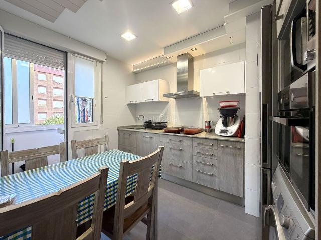 Piso en venta en Vitoria Gasteiz, Ariznabarra. Pisos Vitoria.
