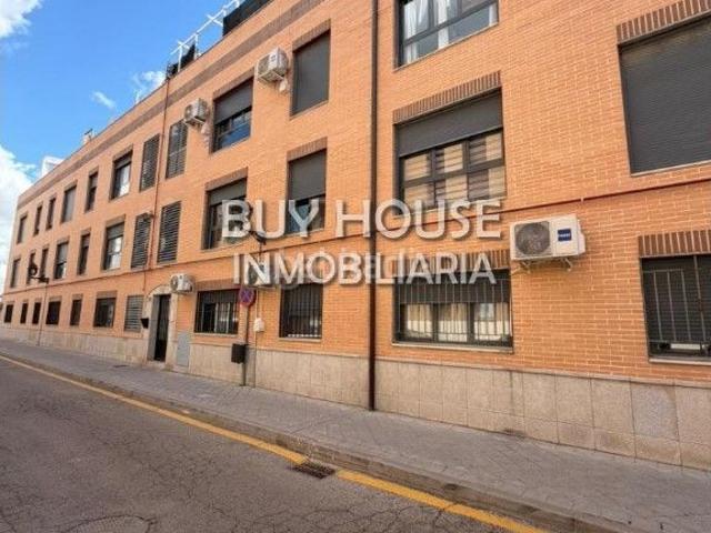 Piso en venta en Yuncler. AMPLIO PISO EN YUNCLER TOLEDO. Pisos.