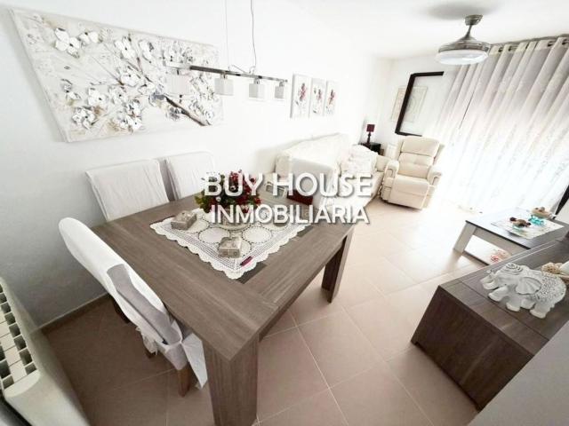Piso en venta en Yuncler. PISO EN VENTA EN YUNCLER TOLEDO 2 DORMITORIOS GARAJE Y TRASTERO INCLUIDOS. Pisos.