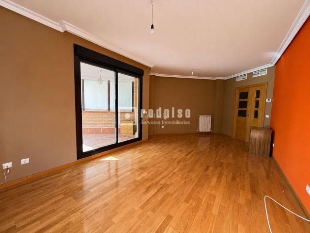 Piso en venta en Yebes, Yebes Valdeluz. MARAVILLOSOPISOYEBESVALDELUZ. Pisos.