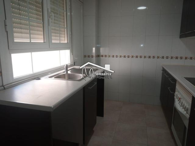 Piso en venta en Yeles. Oportunidad!. Pisos.