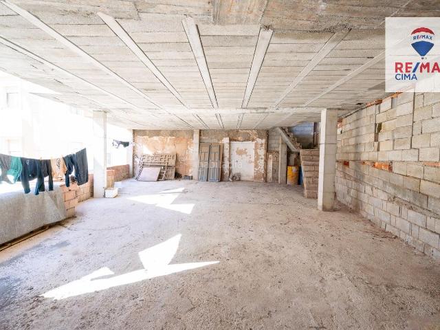 Piso en venta en Zújar. Oportunidad única de inversión en Zújar 2 pisos en construccion y 2 pisos para reforma. Pisos.