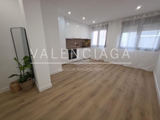 Piso en venta en Zumarraga. Vivienda en venta en Urretxu reformada. Pisos.