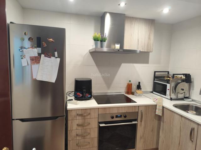 Piso en venta en Zafra. PISO INDEPENDIENTE, SIN COMUNIDAD, 3 DORMITORIOS, SALON, COCINA, BAÑO, PATIO LAVADERO. Pisos.