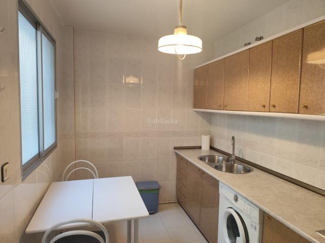 Piso en venta en Zafra. PISO SEGUNDA PLANTA SIN ASCENSOR, 4 DORMITORIOS, SALON, COCINA AMUEBLADA, BAÑO, ASEO Y TERRAZA LAVADERO. Pisos.
