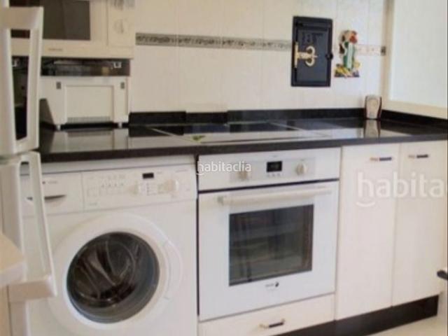 Piso en venta en Zaldibar. Piso amplio con muy buenas vitas y totalmente equi. Pisos.