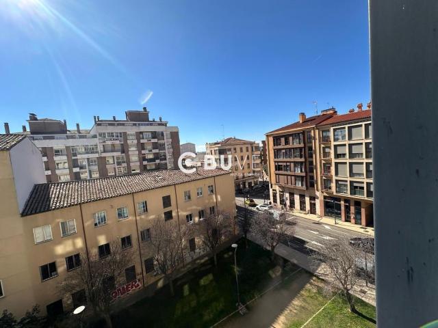 Piso en venta en Zamora, Candelaria Peña de Francia. SE VENDE PISO EN ZAMORA. Pisos.