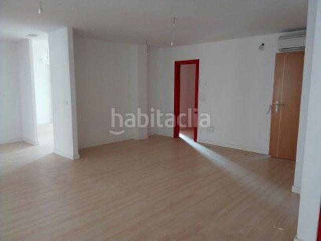 Piso en venta en Zamora, Casco Antiguo. Piso a estrenar de 4 dormitorios, también podría ser oficinas. Pisos.
