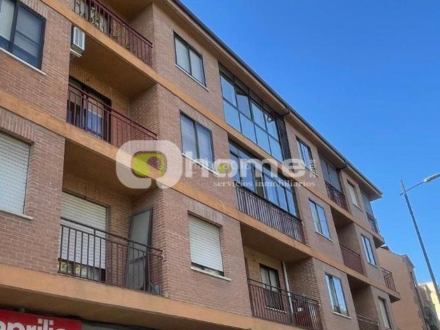 Piso en venta en Zamora, San Lázaro. Inmueble sin posesión. Pisos.