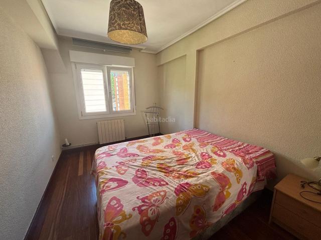 Piso en venta en Zaratamo. Piso De 3 Dormitorios Con Balcón Amplio y Ascensor Cota Cero En Zona Arkotxa. Pisos.