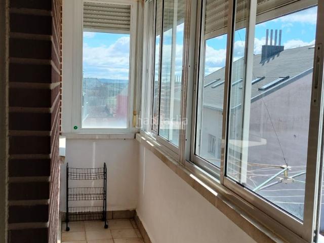 Piso en venta en Zaratán. Oportunidad Vivienda en la Plaza Mayor de Zaratán de tres dormitorios, dos baños. Pisos.
