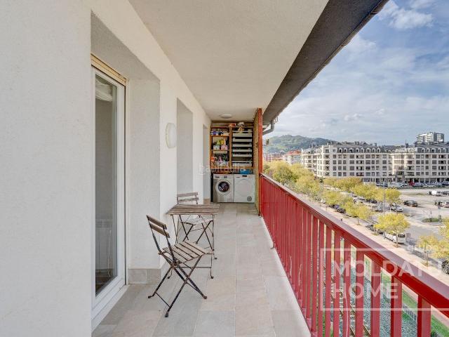 Piso en venta en Zarautz. ATICO ZARAUTZ ZONA SAN PELAIO. Pisos.