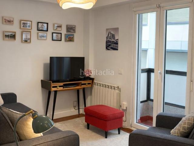 Piso en venta en Zarautz. Se vende piso reformado junto a la playa de Zarautz. Pisos.