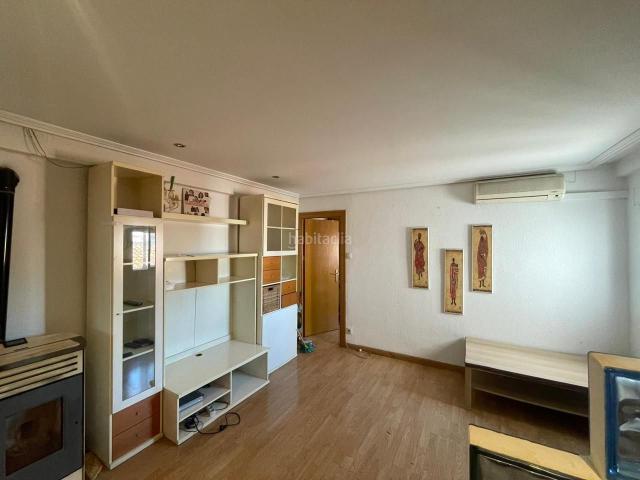 Piso en venta en Zaragoza, Barrio del Ave. OPORTUNIDAD INVERSORES PISO EN VENTA EN AV MADRID. Pisos.