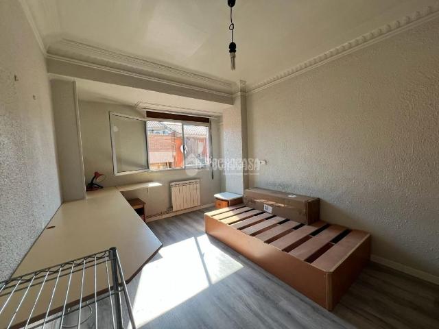 Piso en venta en Zaragoza, Las Delicias. Piso en venta en Zaragoza. Pisos.