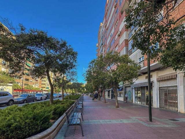 Piso en venta en Zaragoza, Las Delicias. Pisos.
