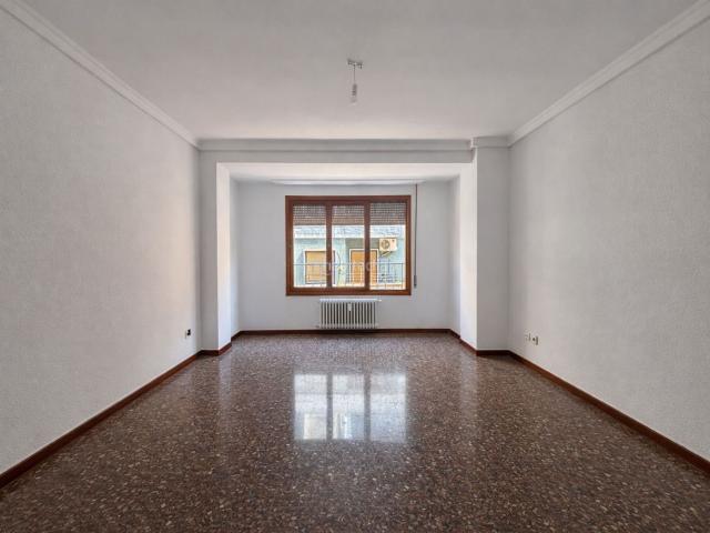 Piso en venta en Zaragoza, Paseo Sagasta. OPORTUNIDAD JUNTO A PASEO SAGASTA!. Pisos.