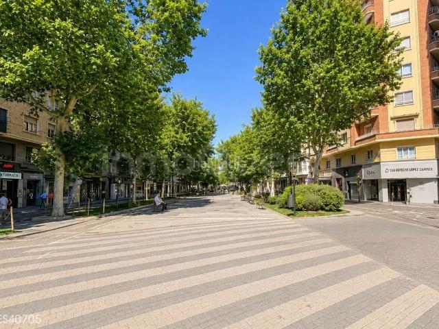 Piso en venta en Zaragoza, Paseo Sagasta. Venta de Piso en Zaragoza REES40705. Pisos.