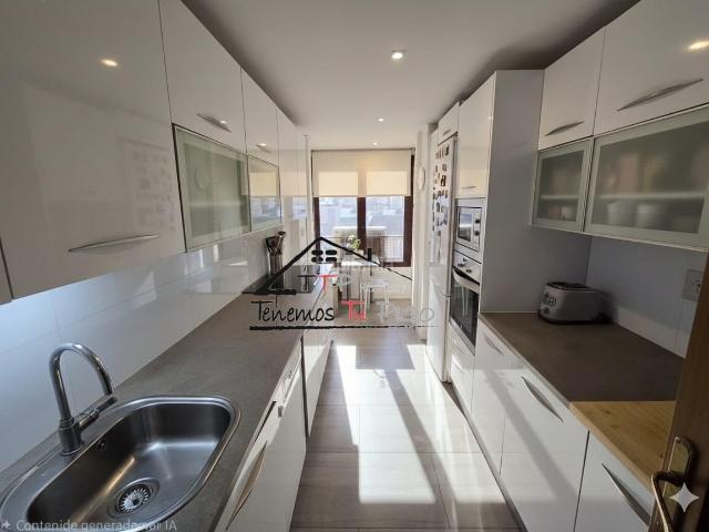 Piso en venta en Zaragoza, Ruiseñores. Amplia y Moderna Propiedad en Paseo Sagasta, Zaragoza por 489,000. Pisos.