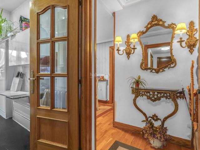 Piso en venta en Zizurkil. Piso Alto, Luminoso y Listo para Entrar a Vivir en Plaza Aurrera, Zizurkil. Pisos.