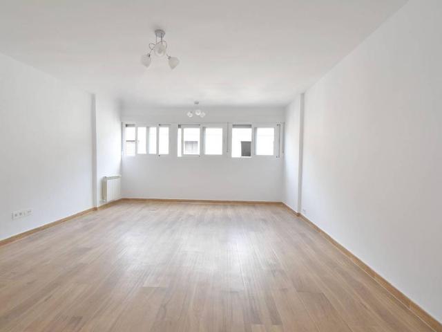 Piso en Venta en Zona Centro Ayuntamiento