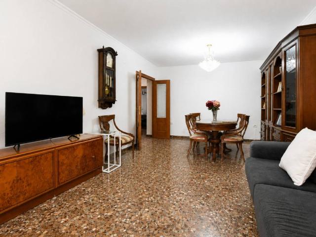 Piso en Venta en Zona Alta