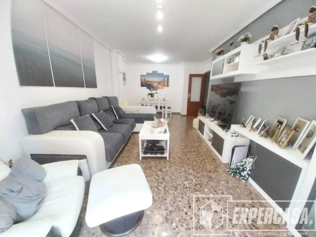 Piso en Venta en Zona Avenida al Vedat