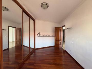 Piso en Venta en Zona de Plaza de Barcelos