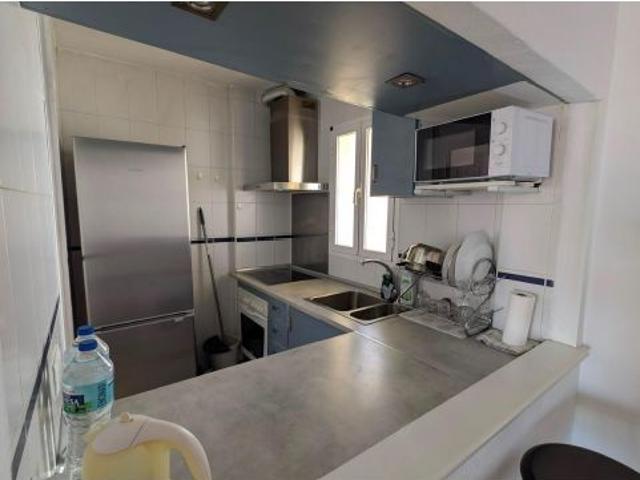 Piso en venta en zona Torrequebrada en urbanización tranquila