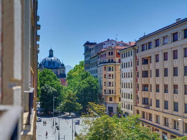 Piso en Venta en 2º Ensanche