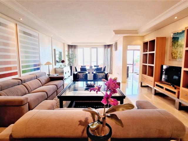 Piso en Venta Estepona, Málaga