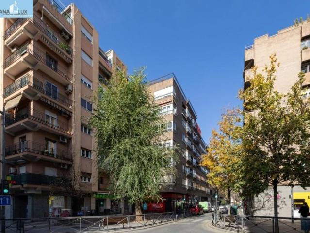 Piso en venta Granada