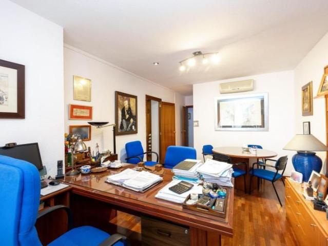Piso en venta Granada