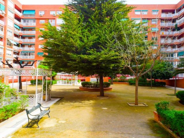 Piso en venta Granada