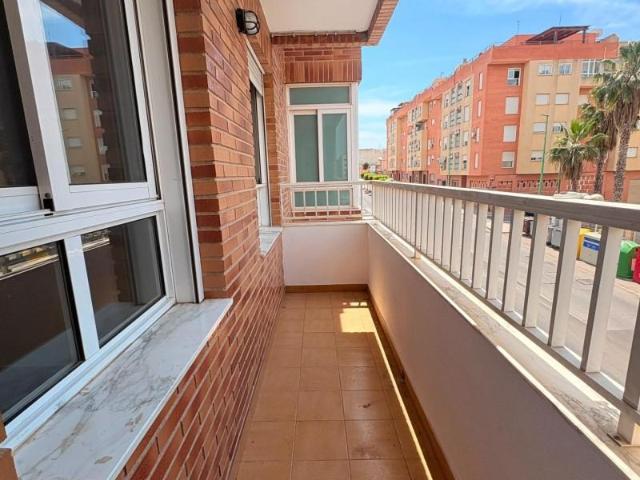 Piso en venta La Pobla de Vallbona