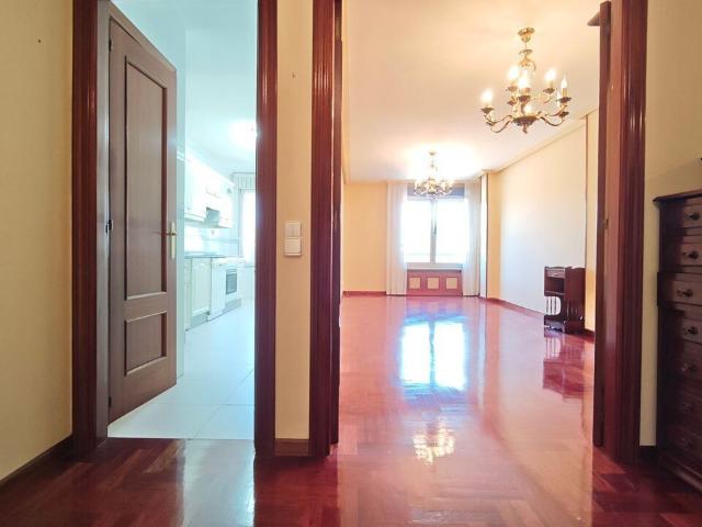 Piso en venta, Llangréu/Langreo, Asturias