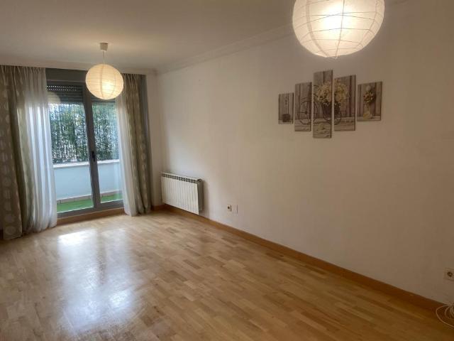 PISO EN VENTA PLAZA DE LAS VILLAS
