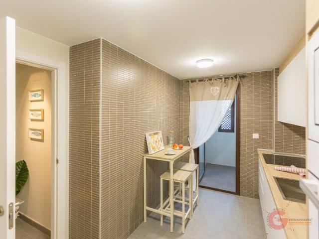 Piso en venta. Salobreña